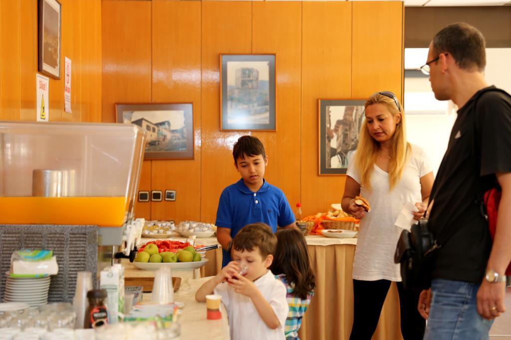 Ridvan Hotel Cesme Bagian luar foto
